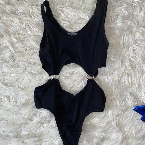 Fashion Novs bodysuit - Picture 1 of 3